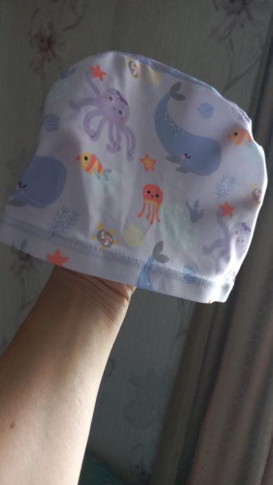 Продам новый комплект для девочки на девочку