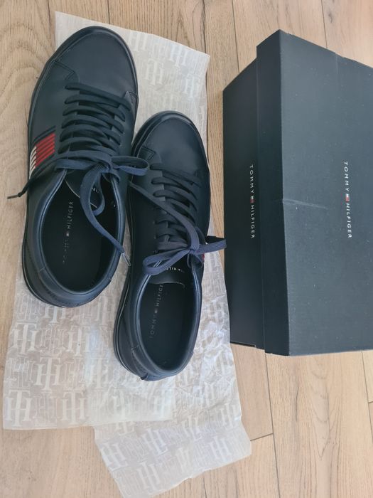 Sneakers albastrii Tommy Hilfiger piele ecologica mărime 44, purtați
