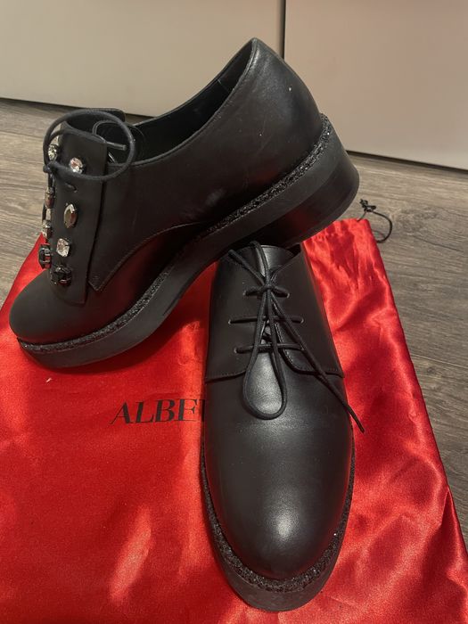 Ботинки туфли