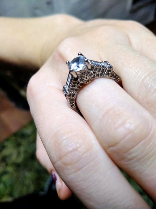 Продаю кольцо серебро 925 проба