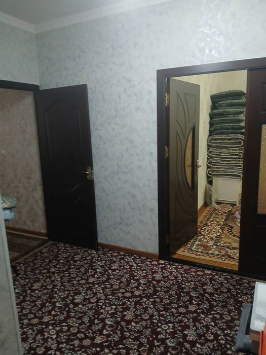 Юнусабад 12 квартал. Продается квартира 2/4/4