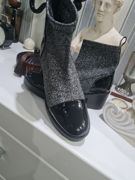 Ghete elegante se potrivesc la un picior subtire nu lat