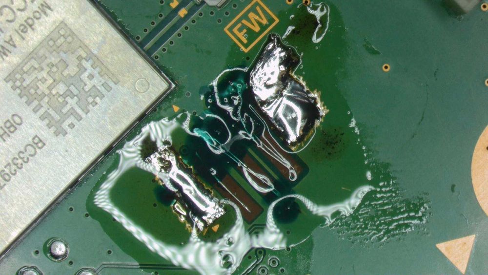 Reparatii PS5,PS4 PRO,PS4, XBOX, MacBook, Laptop Gaming