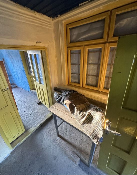 Casa de vamzare si teren aferent