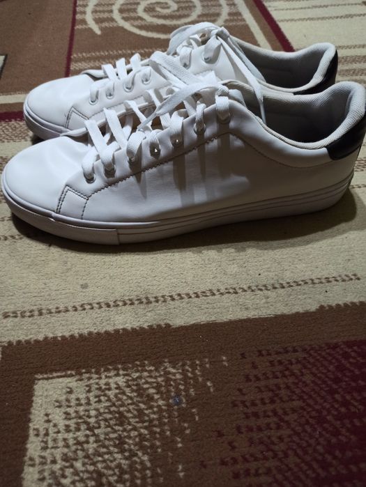 Мужские кроссовки H&M и Adidas 50 р. Летние сандалии