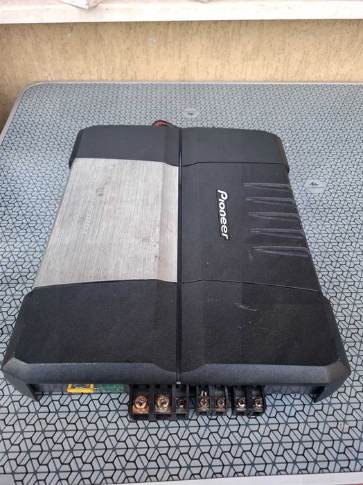 Pioneer GM-5300T с максимална мощност от 760W