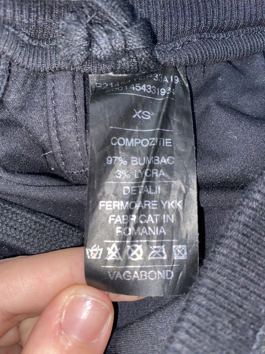 Pantaloni “VAGABOND” cu buzunare, negri
