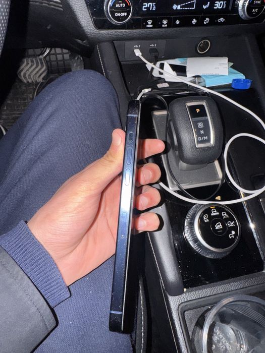 Продам айфон 15про макс