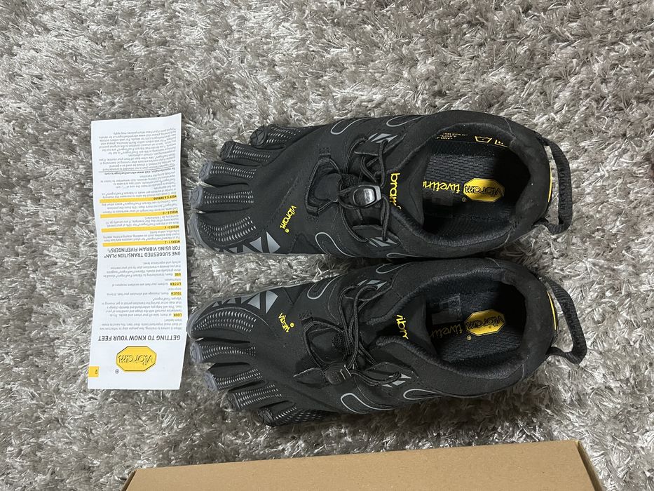 Vibram five fingers 38 номер
