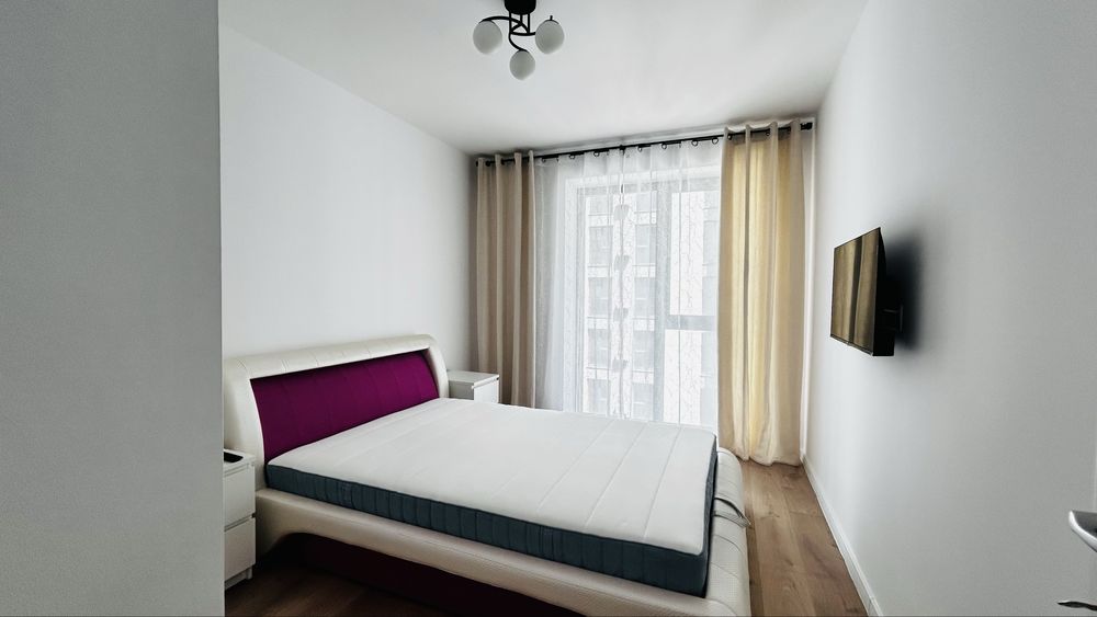 2 camere Titan Hils Titanium-Nicolae Teclu