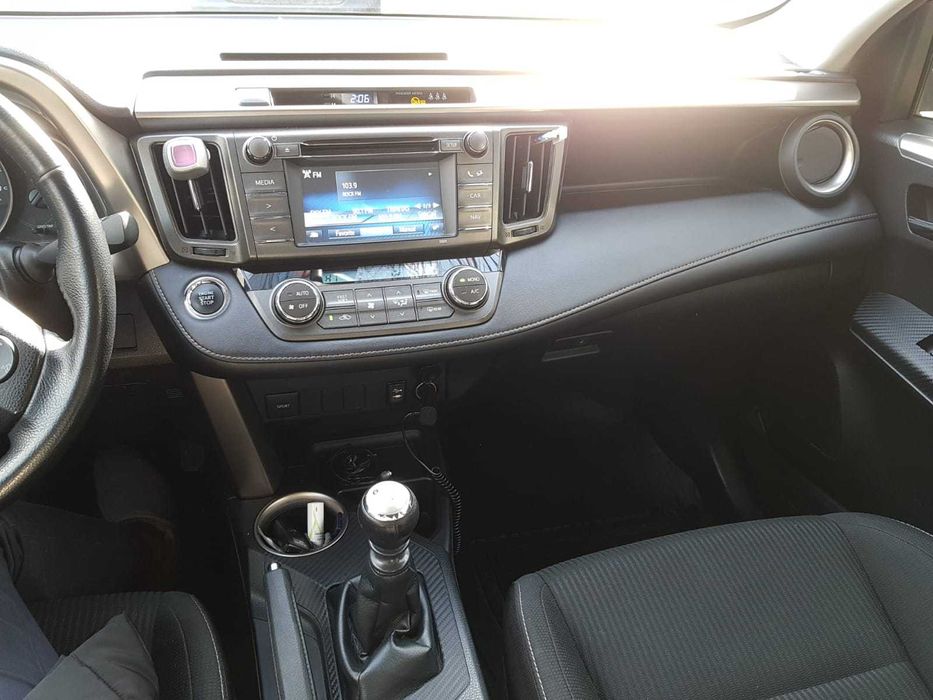 Toyota RAV4  4WD 2.2 D4D 2015 169mii km manuala 1100 ron impozit nou