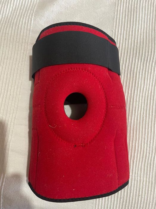 Бандаж для коленного сустава