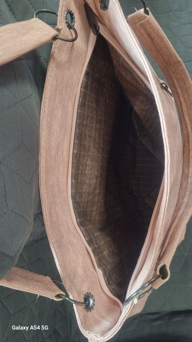 Чанта в бледо розово