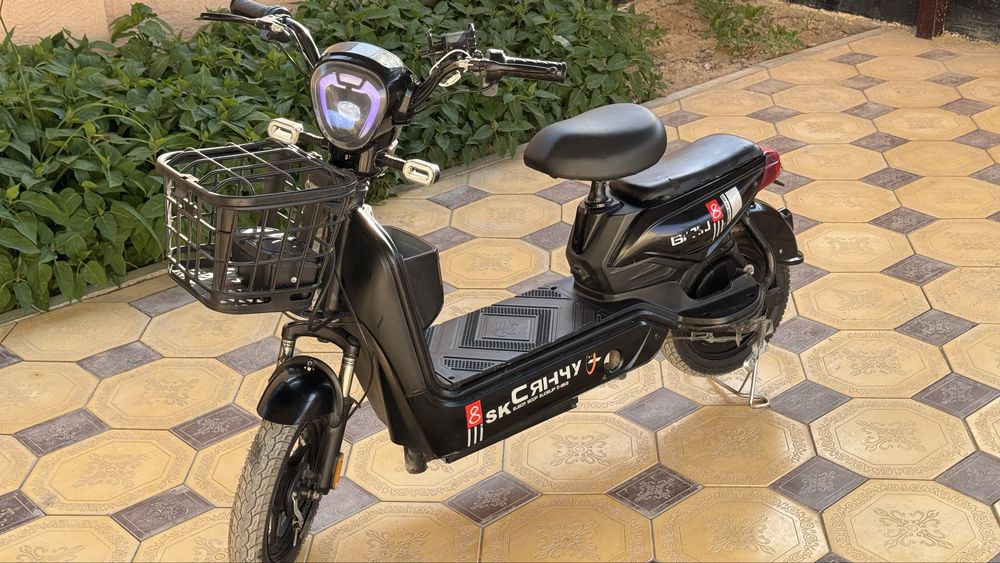 Продам электроскутер SK-8