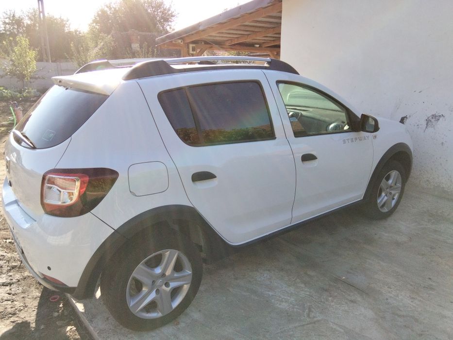 Vând  Sandero Stepway