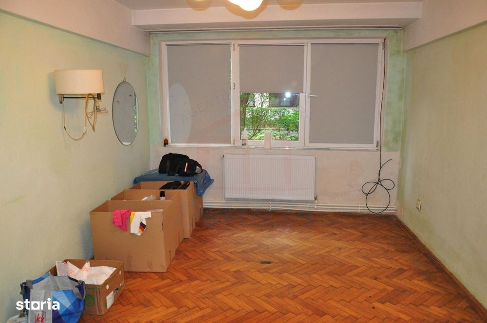 De vanzare apartament 2 camere, Centru
