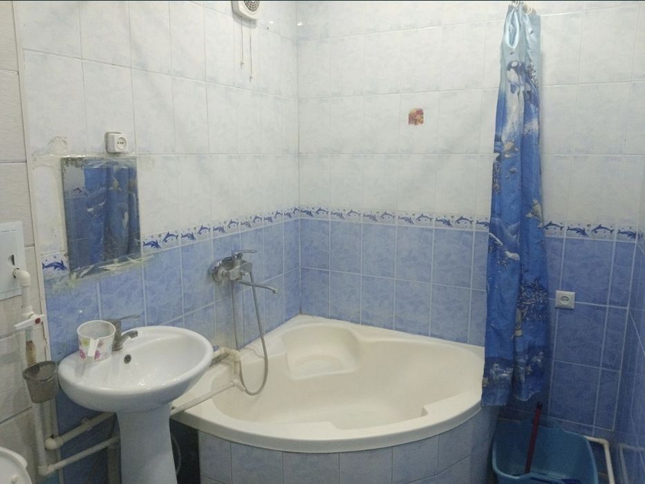 1 xonali kvartira ijaraga beriladi.Manzil:Paxtazor m/t 45/10