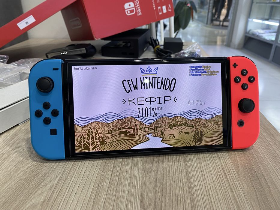 nintendo switch OLED прошитая + 20 игр