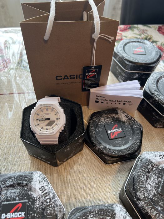 Ceas Casio G-Shock GMA-S2100-7A alb