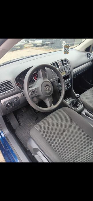 VOLKSWAGEN Golf 2010 — imagine 4