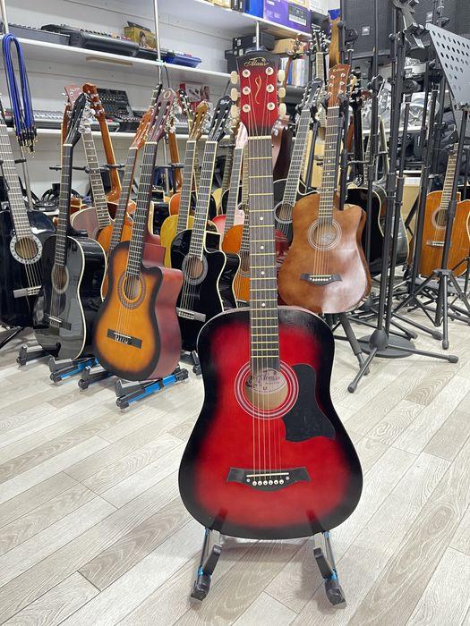 Gitara akustik 6 strunali