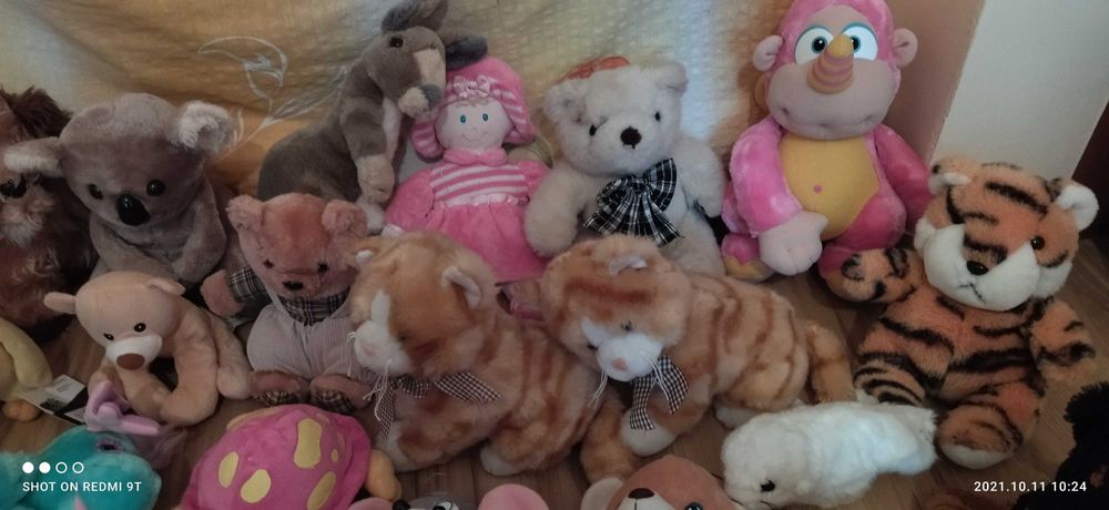 Плюшени играчки от 1.00 €