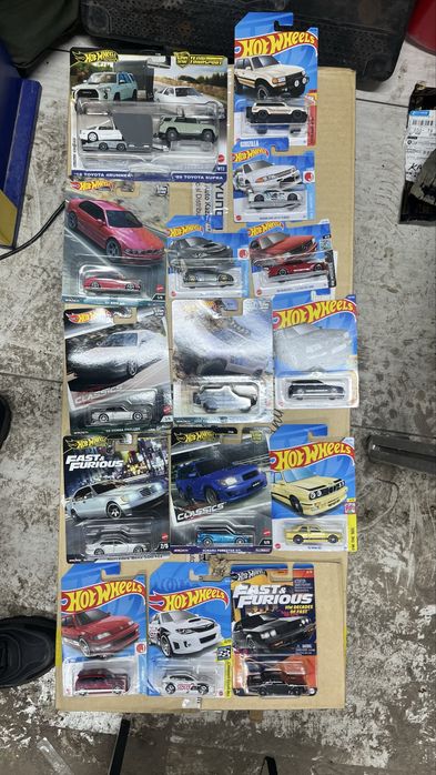 Коллеционные модели hot wheels premium