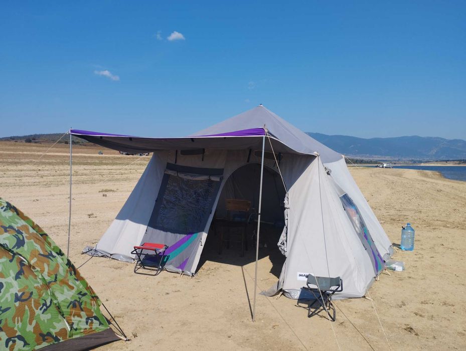 Къмпинг палатка нова