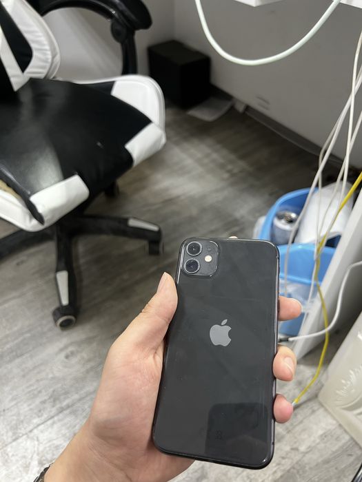 Продам iPhone 11 128gb