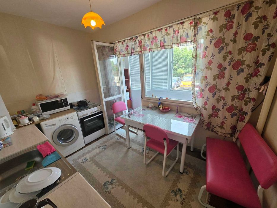 Продава се Тристаен апартамент в Търговище, Запад 2 - 82 кв.м за 1085 €/кв.м - Снимка #6