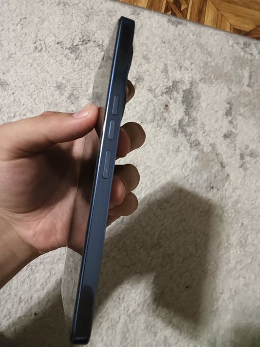 Продам смартфон tecno camon 20 premier