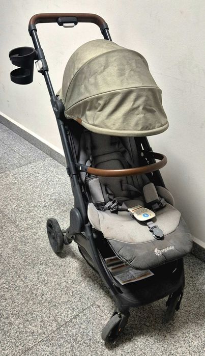 Лятна количка Ergobaby Metro+ Deluxe зелена