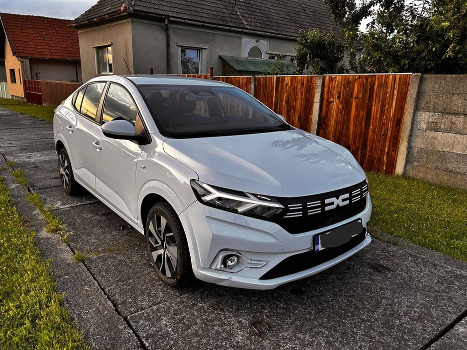 Dacia Logan 1.0 AUTOMATA 2024 avariat usor