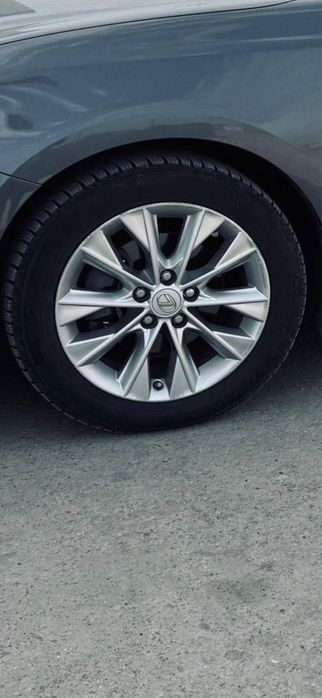 Lexus Диски 17 размер
