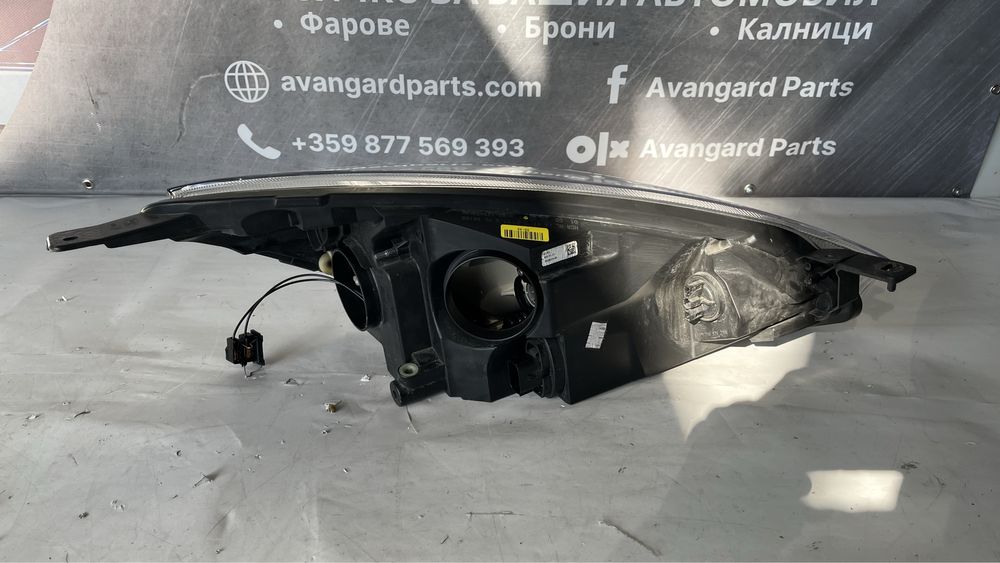 Ляв и десен фар Ford Fiesta 2018-