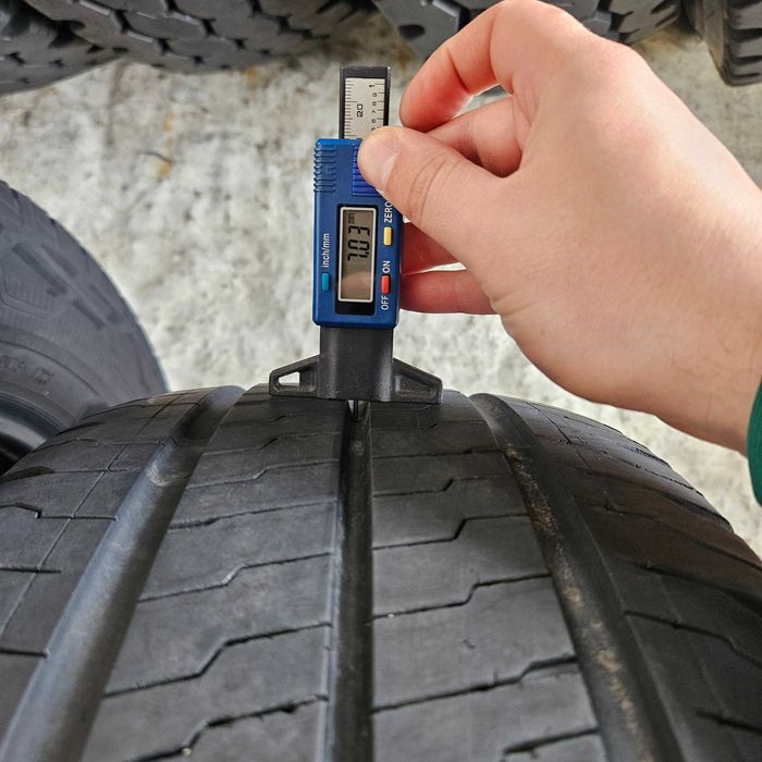 2 летни бусови гуми 235/65R16C Continental VanContact Eco 115/113R DOT2023 made in Slovakia