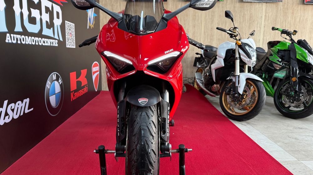 Ducati Panigale V2 2021 год