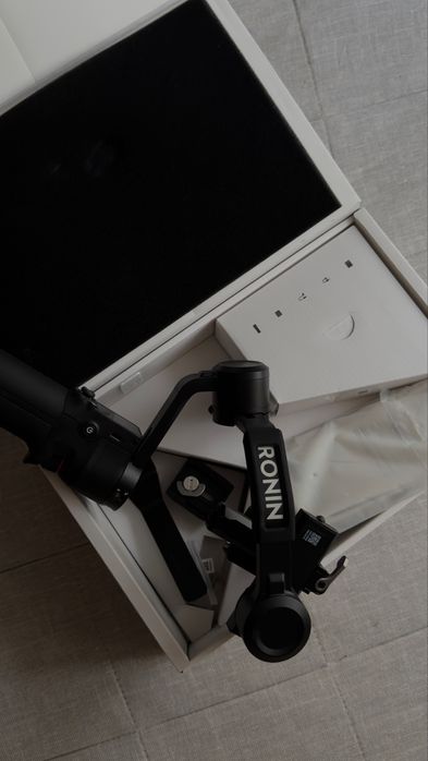 Стэдикам Dji rs 3 mini