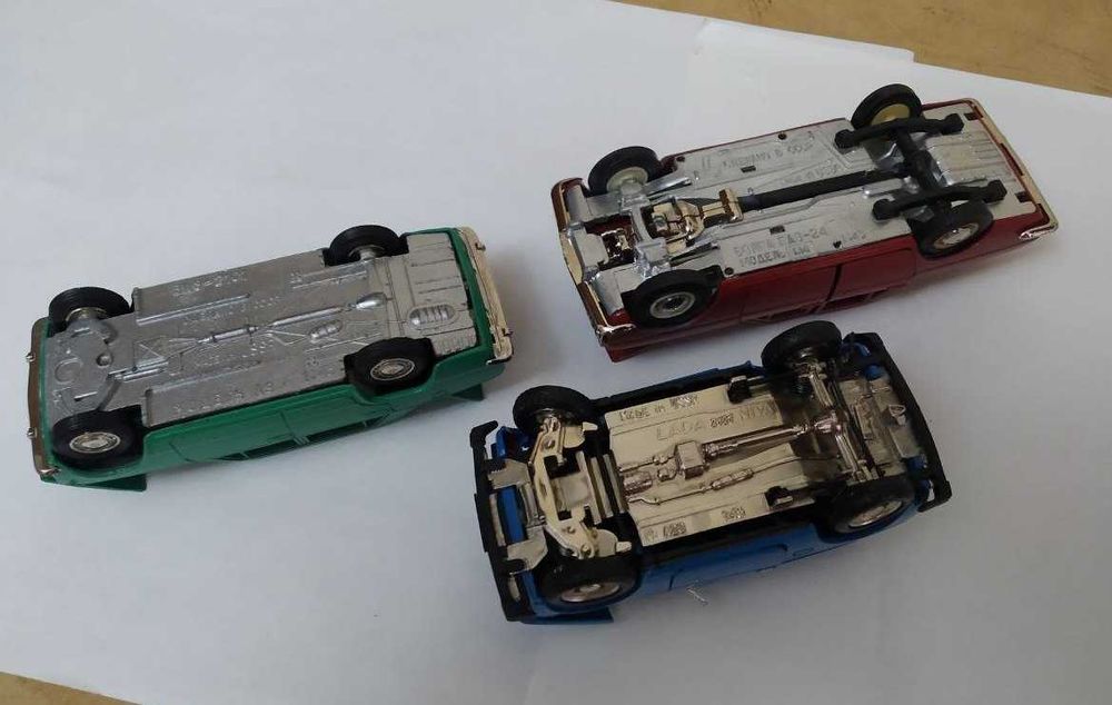 Модели автомобилей  1:43  ( НИВА , Ваз ,Волга )  СССР