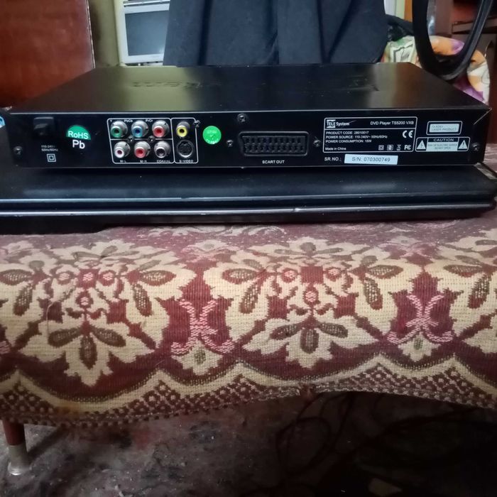 CD/DVD player Asmstad si Telesystem