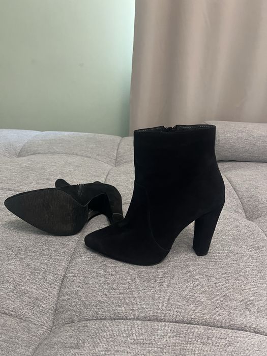 Ghete dama din piele