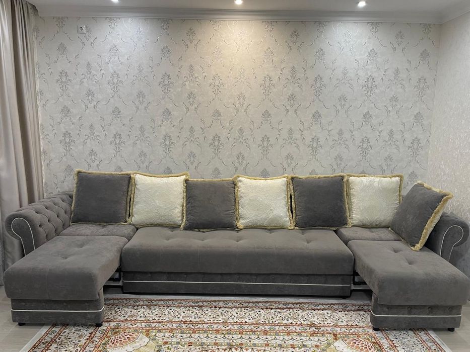 Диван в хорошем состоянии