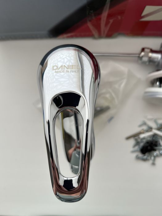 Смеситель Daniel