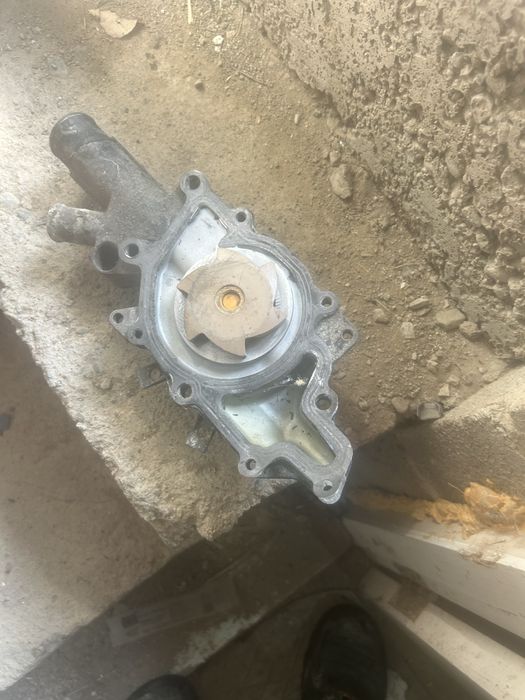 Запчасти на мерседес