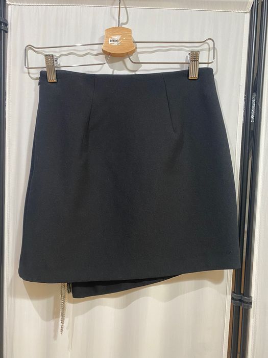 Нова парти пола с кристали Zara в черно