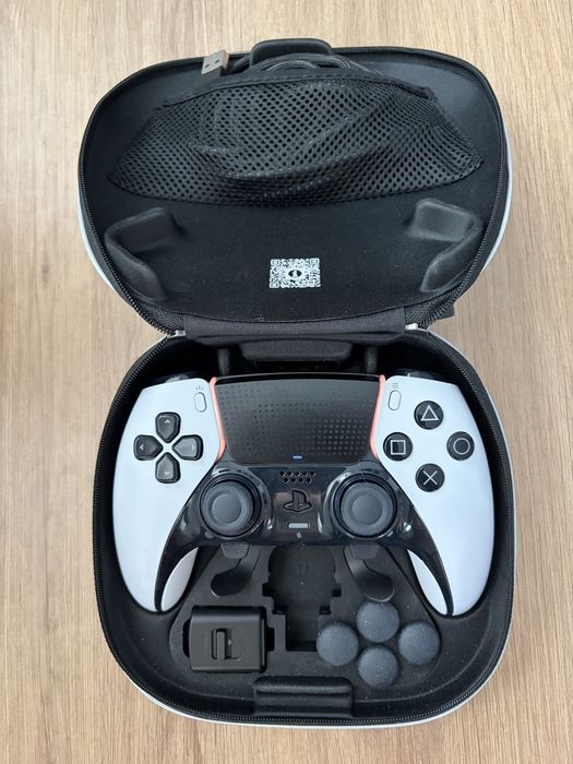 Playstation 5 Pro cu disk drive si Pro Controller (Dualsense Edge)