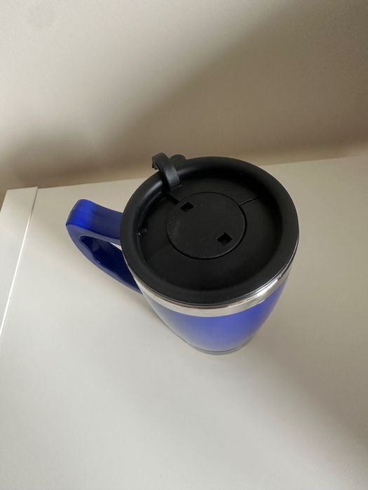 Синя термо чаша с дръжка