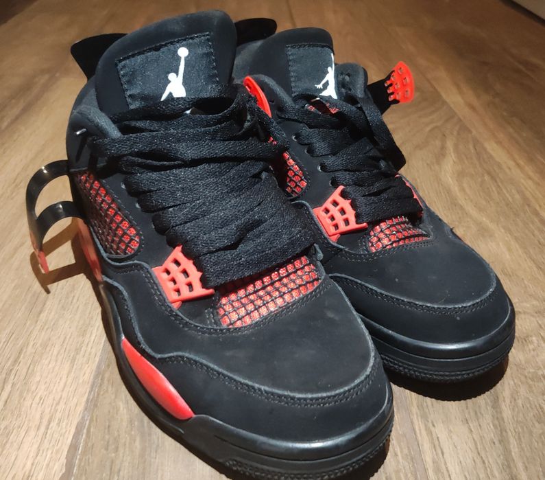 Air Jordan 4 Red Thunder (Оригинални) – 40 номер