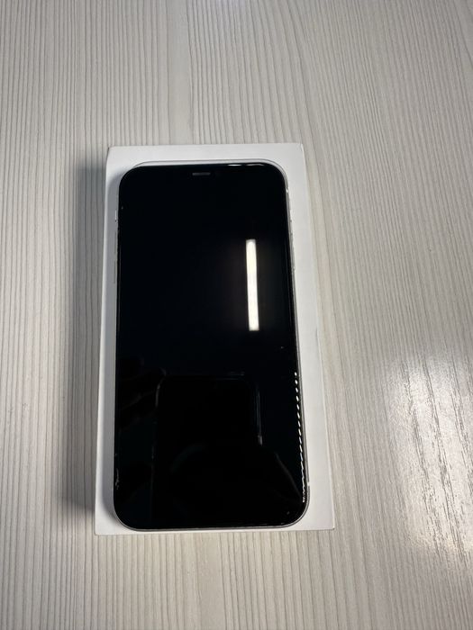 Iphone 11 в идеальном сост