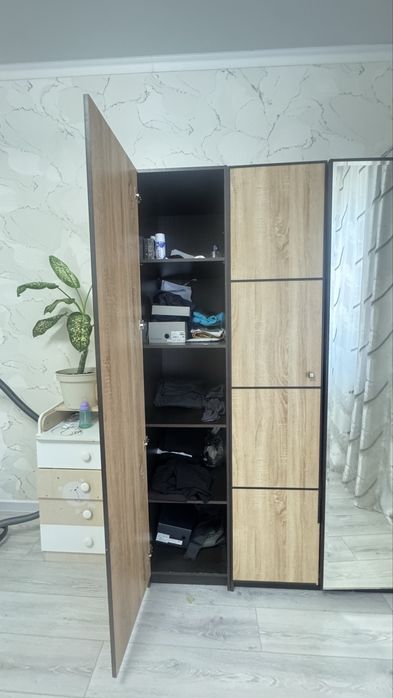 Продам шифонер для спальни бу срочно……………..